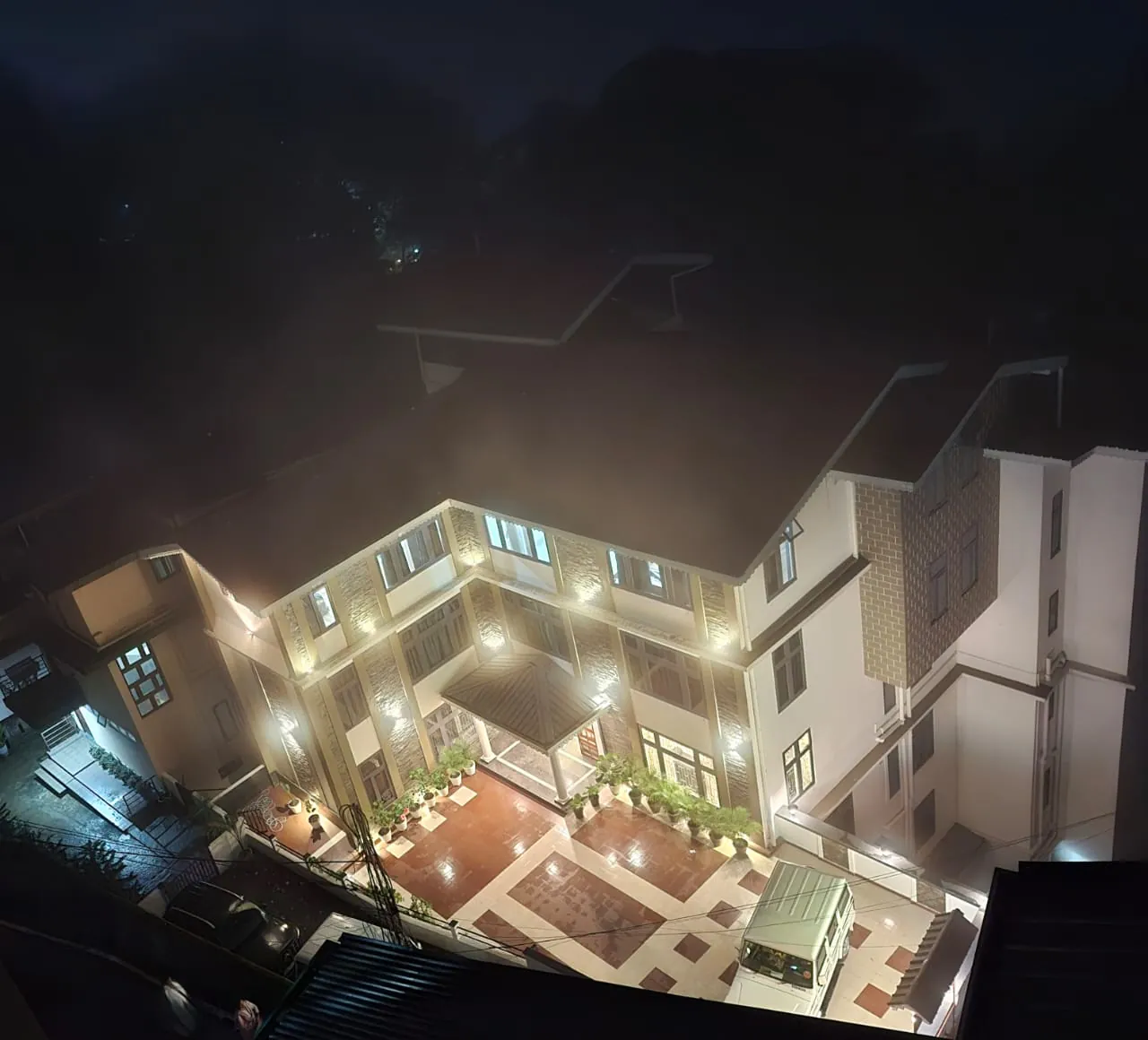 Breathtaking mountain vistas from every room 🏔️